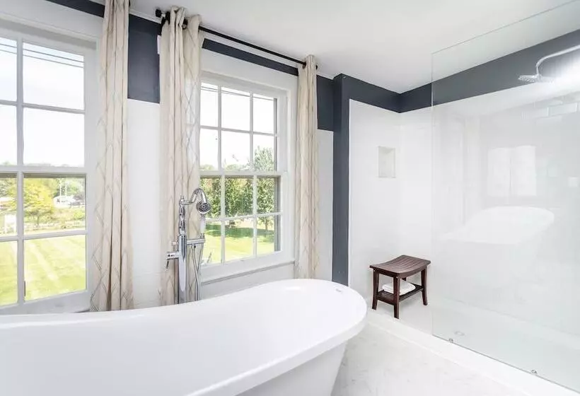 Sojourn At The Legacy Inn