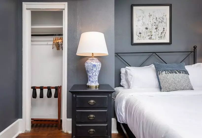 Sojourn At The Legacy Inn