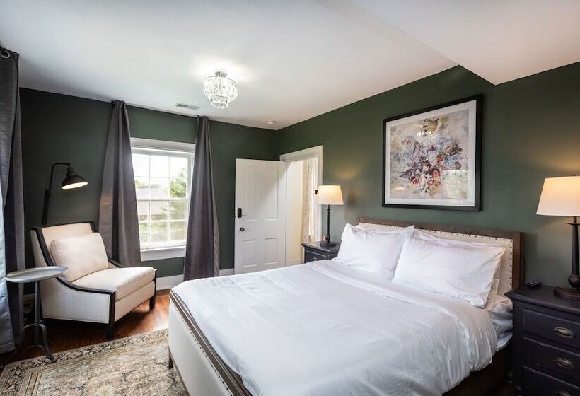 Sojourn At The Legacy Inn