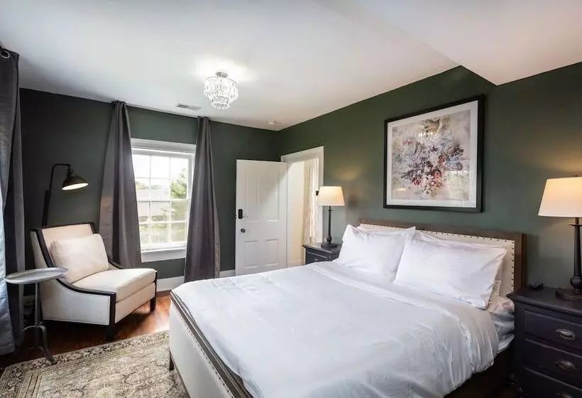 Sojourn At The Legacy Inn