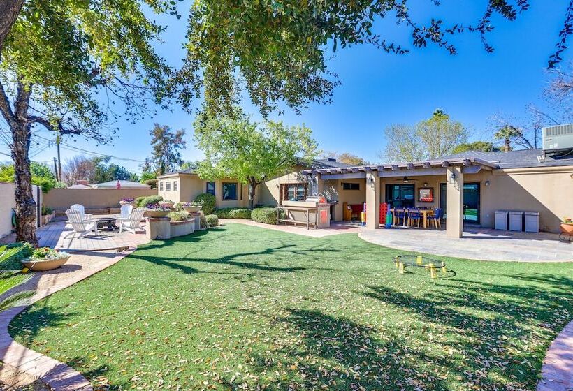 Spacious Uptown Phoenix Home W/ Pool & Yard Games!