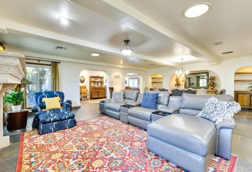Spacious Uptown Phoenix Home W/ Pool & Yard Games!