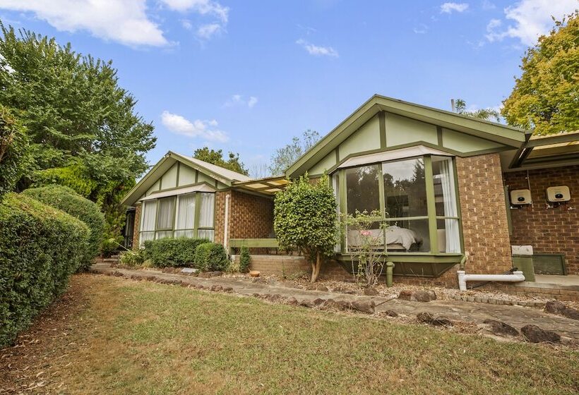 Stayau 4br Spacious Nature Retreat