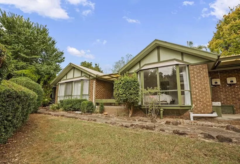 Stayau 4br Spacious Nature Retreat