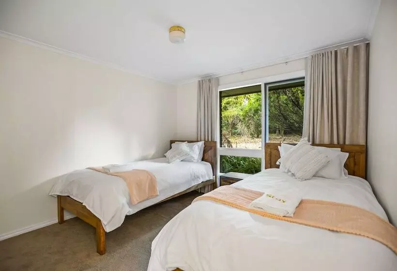 Stayau 4br Spacious Nature Retreat