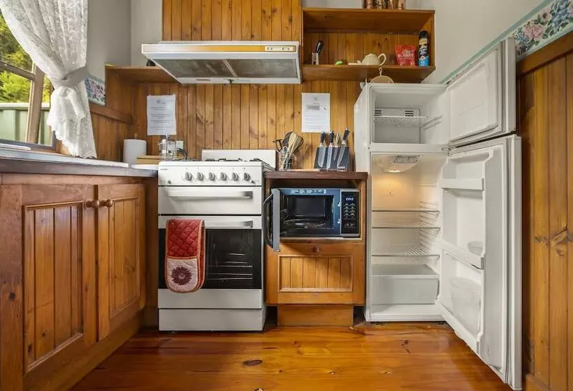 Stayau Lakeview Cottage 2br Cozy Nature