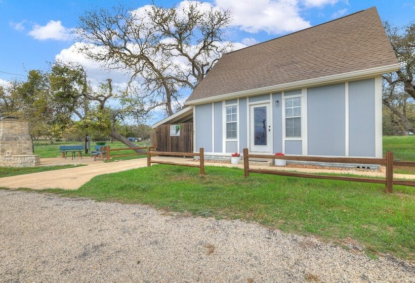 The Elizabeth Cottage