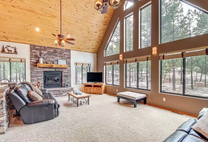 Tranquil Heber Overgaard Cabin W/ Decks & Grill!