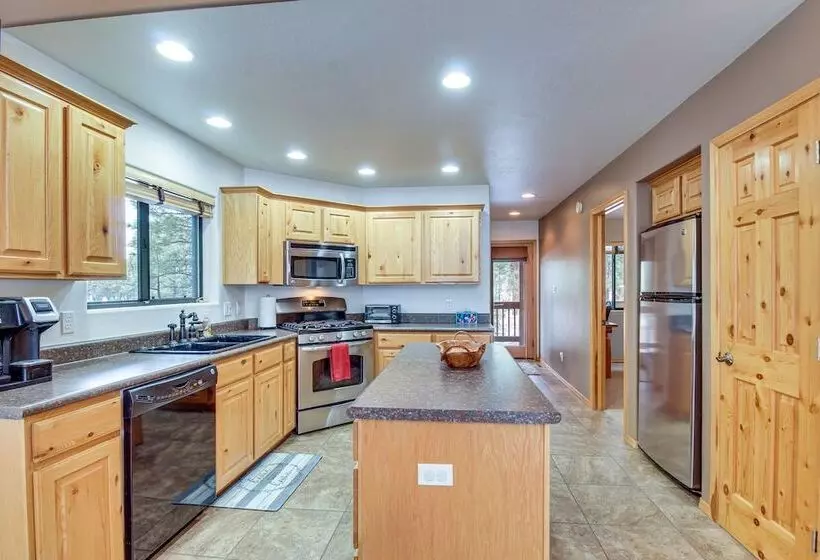 Tranquil Heber Overgaard Cabin W/ Decks & Grill!