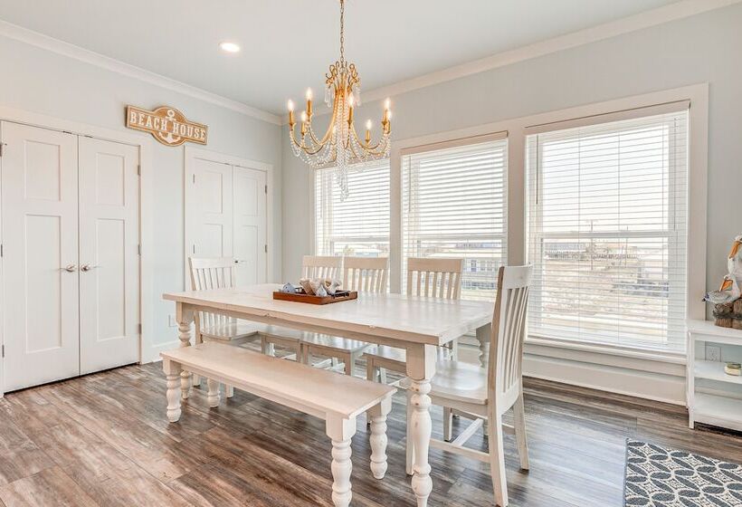 Waterfront Dauphin Island Home < Half Mi To Beach!