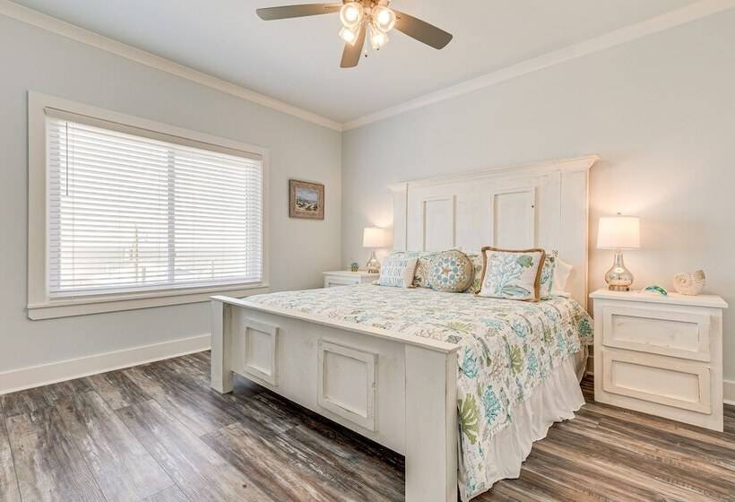 Waterfront Dauphin Island Home < Half Mi To Beach!