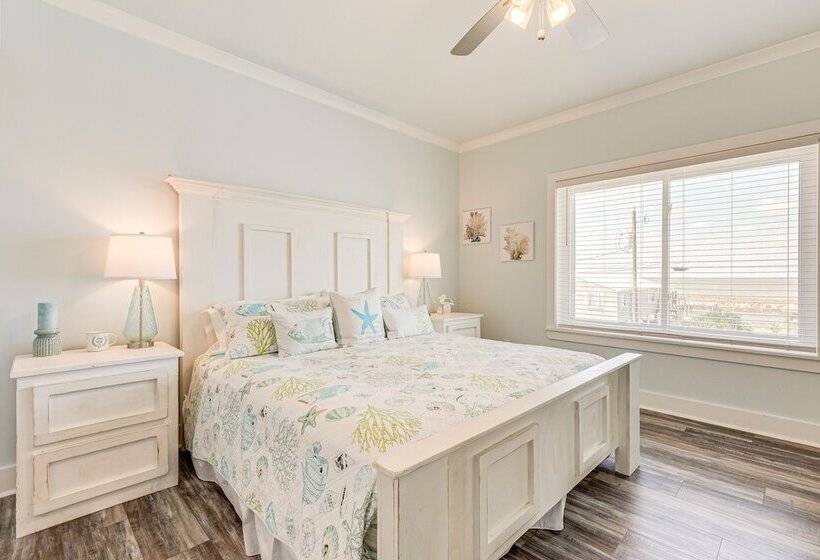 Waterfront Dauphin Island Home < Half Mi To Beach!