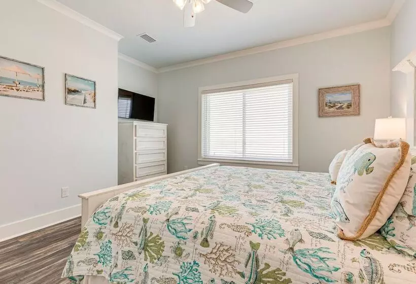 Waterfront Dauphin Island Home < Half Mi To Beach!