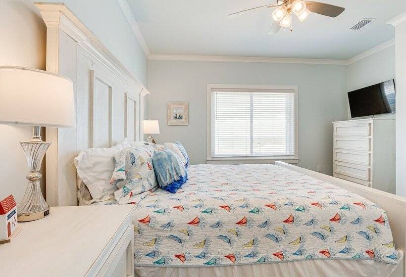 Waterfront Dauphin Island Home < Half Mi To Beach!