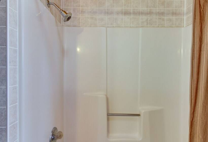 Lake Access, Boat Slip: Wooded Park Rapids Cabin!