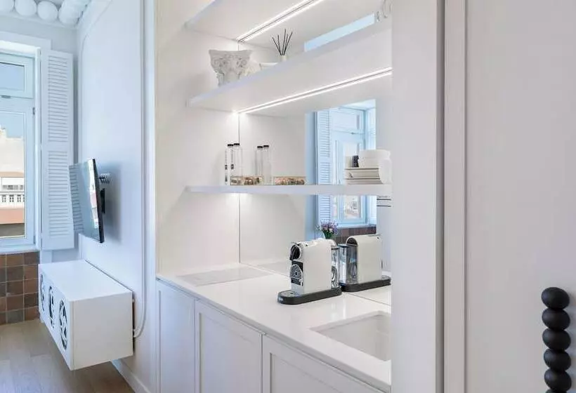 Agora Suites