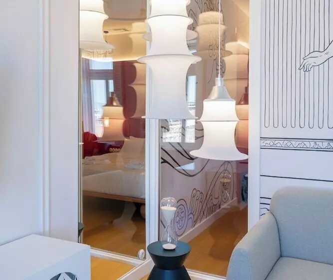 Agora Suites