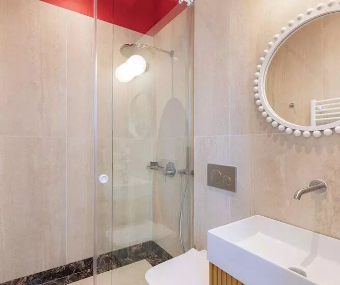 Agora Suites