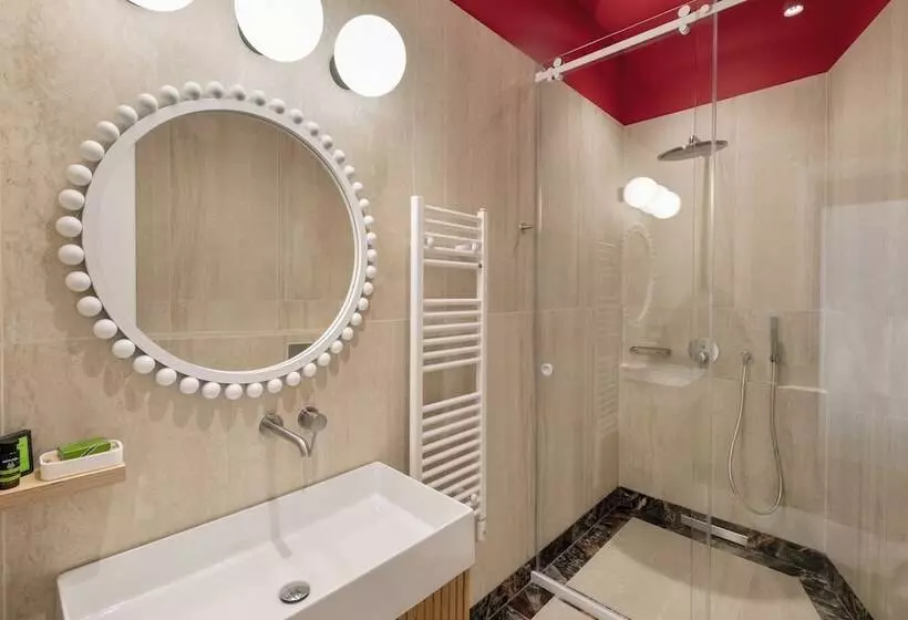 Agora Suites