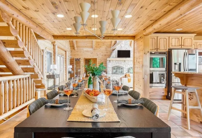 Chester By Avantstay Amazing Views, Secluded Home, A True City Escape!