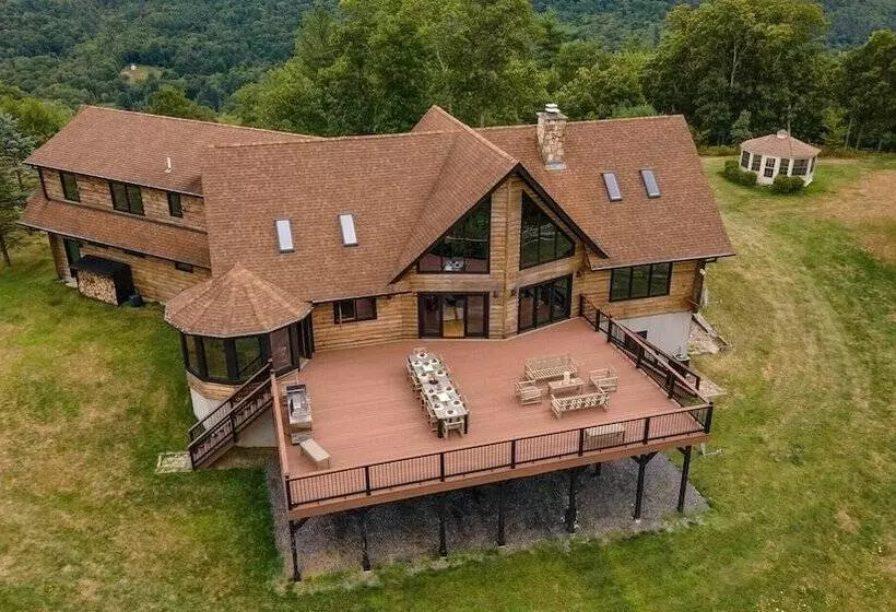 Chester By Avantstay Amazing Views, Secluded Home, A True City Escape!