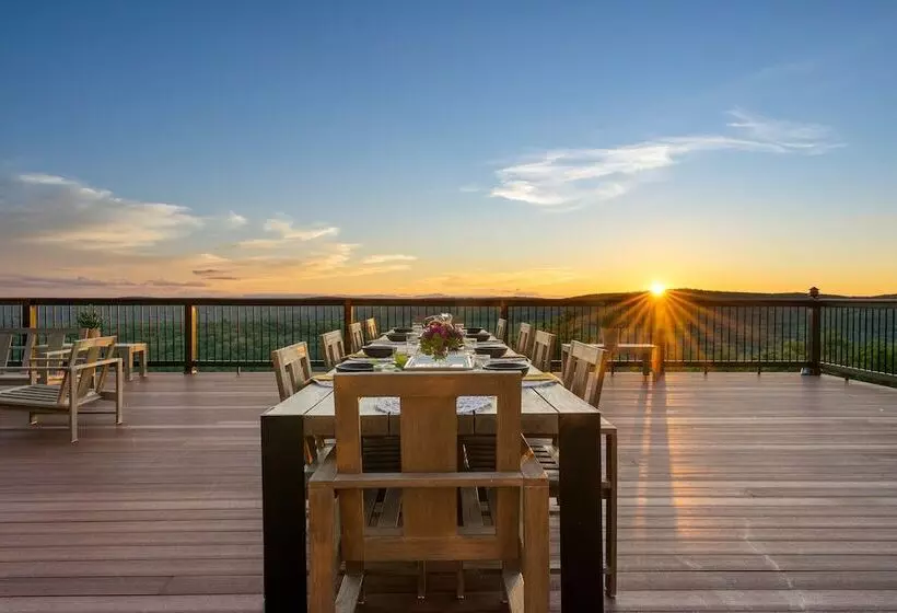 Chester By Avantstay Amazing Views, Secluded Home, A True City Escape!