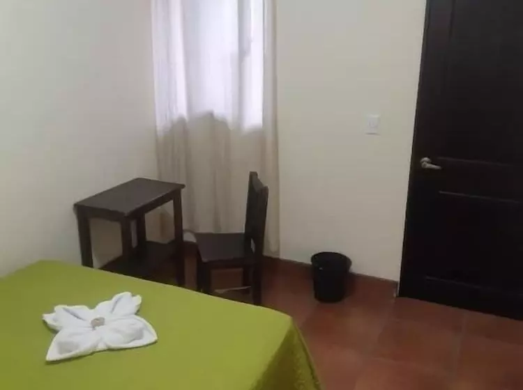 مسافرخانه Posada Maya