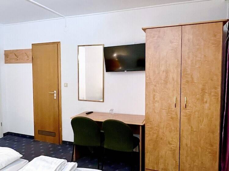 هتل Neo Cologne Bonn Airport