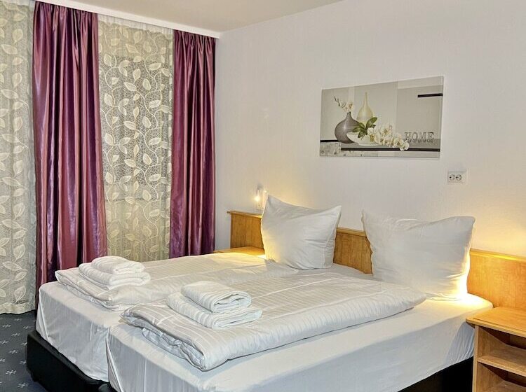 هتل Neo Cologne Bonn Airport