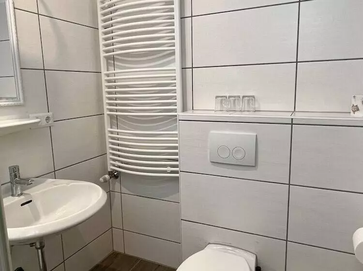 ホテル Neo Cologne Bonn Airport