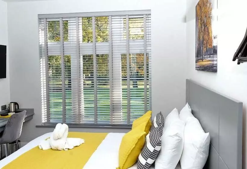 Hotelli The Whitehouse Peterlee