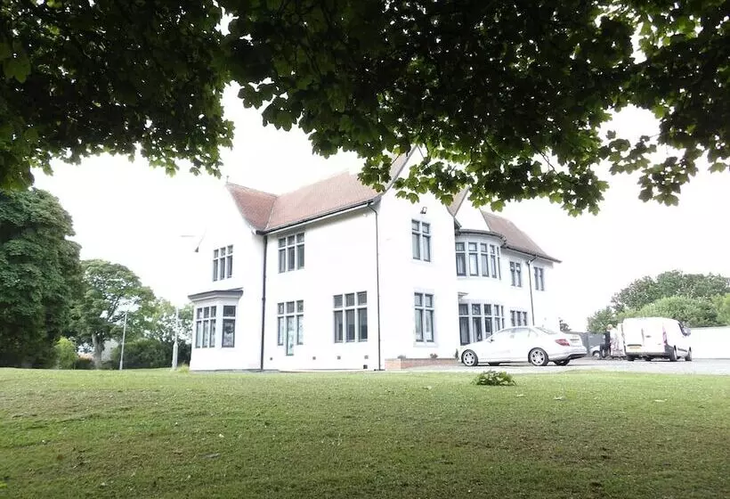 Hotelli The Whitehouse Peterlee