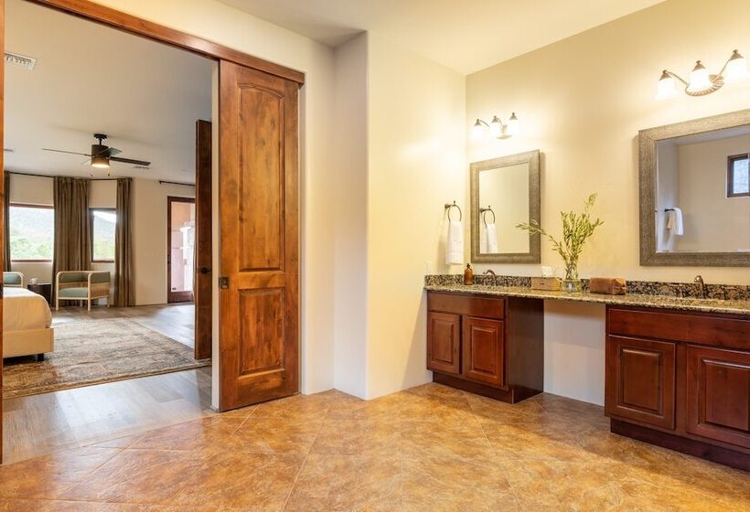 Pyramid By Avantstay Luxe Sedona Mansion W/ Views, 7mins To Downtown