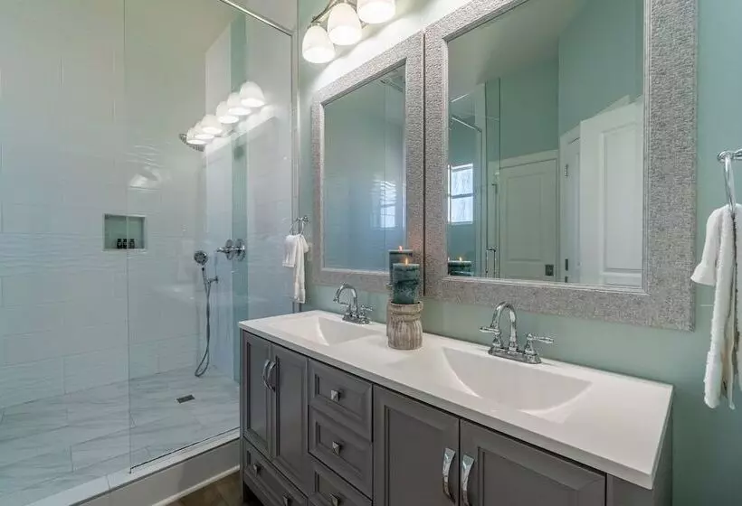 Tidepool By Avantstay 2min Walk To Miramar Beach!