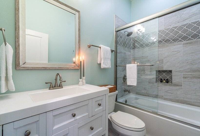 Tidepool By Avantstay 2min Walk To Miramar Beach!