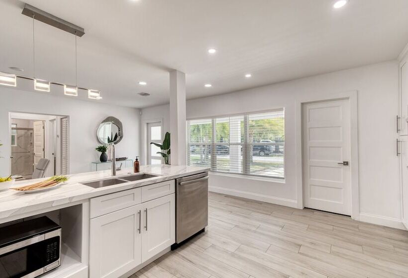 Turtle Nest By Avantstay Near Downtown & Beaches Chic Fl Escape