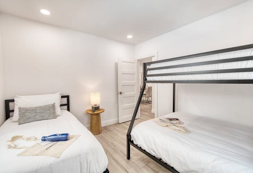 Turtle Nest By Avantstay Near Downtown & Beaches Chic Fl Escape