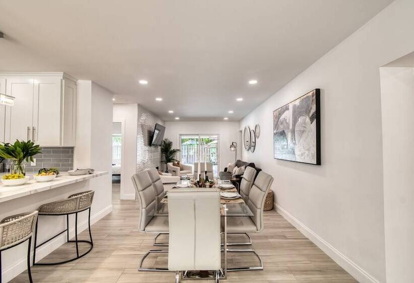 Turtle Nest By Avantstay Near Downtown & Beaches Chic Fl Escape