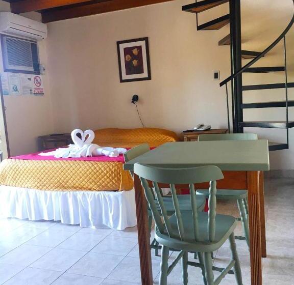 Apart Hotel Géminis