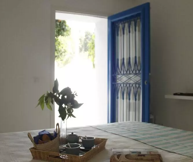 تختخواب و صبحانه La Chambre Verte