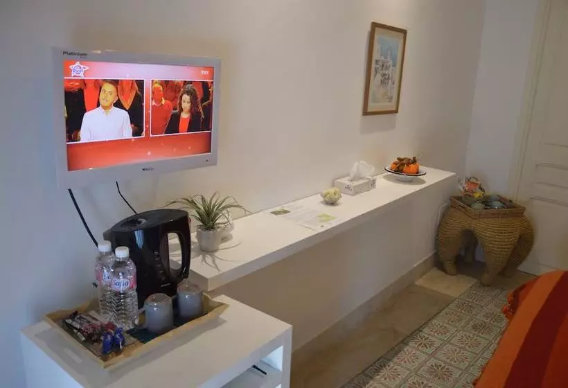 تختخواب و صبحانه La Chambre Verte