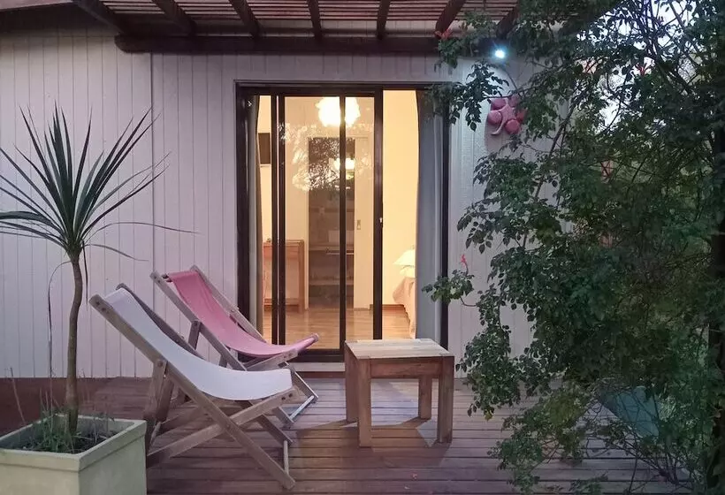 Aamiaismajoitus (B&B) La Maison Suites & Gastronomía