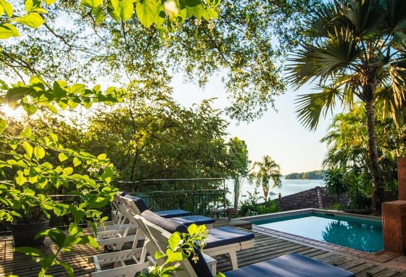 צימר Seagull Cove Resort