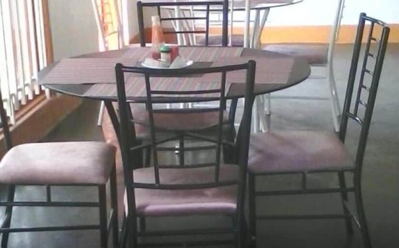 تختخواب و صبحانه Trax Holiday Cottages