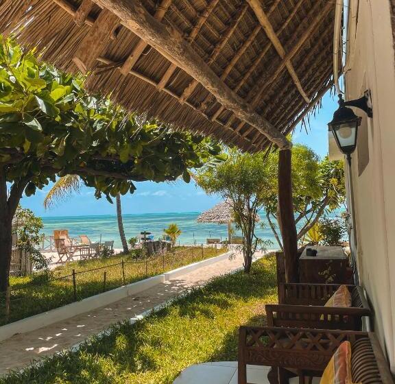 ホテル Blue Oyster