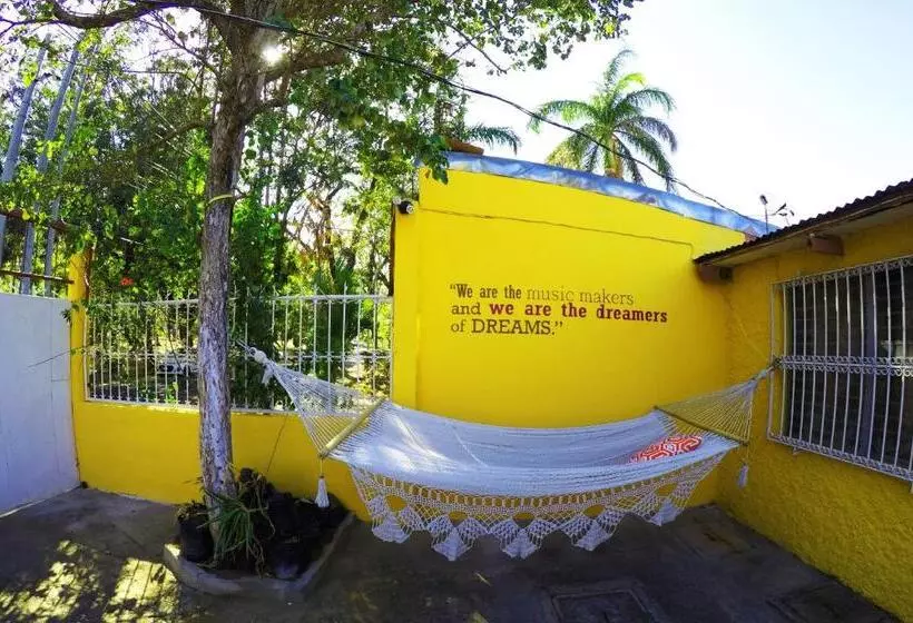 هتل Casa Lucia