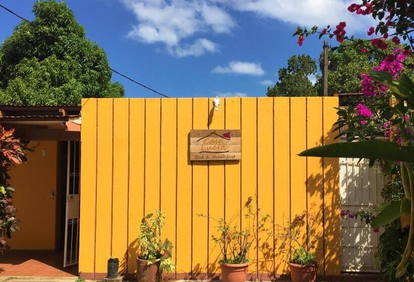 هتل Casa Lucia