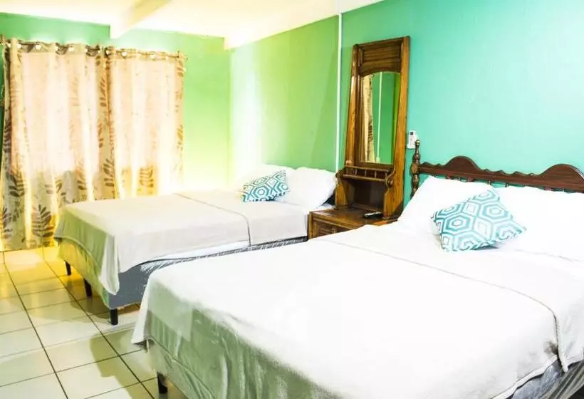 هتل Casa Lucia