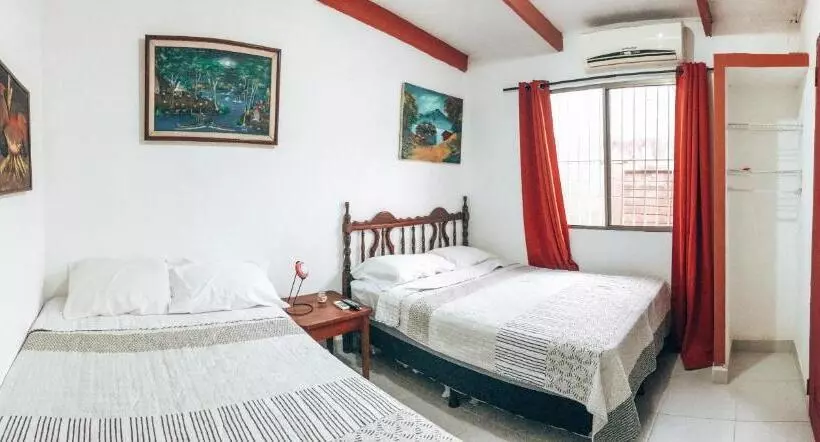 هتل Casa Lucia