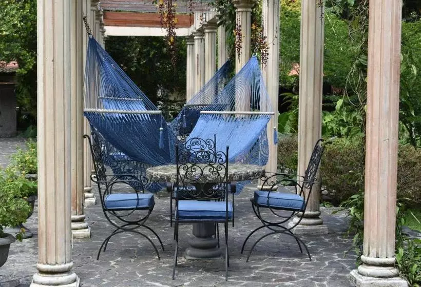Hotelli Crater Valley Boutique